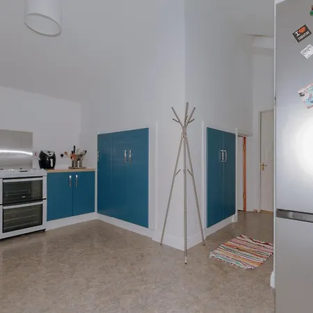 Charming 2bd House In *