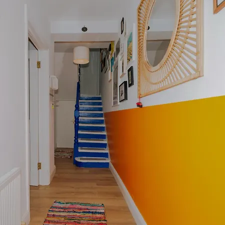 Charming 2bd House In *